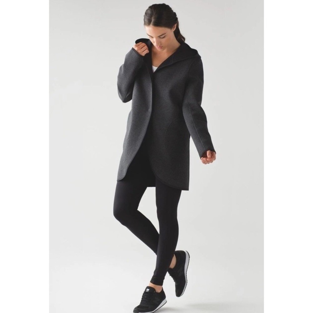 Womens Lululemon City Bound Reversible Hooded Gray Black Wrap Jacket Size Small